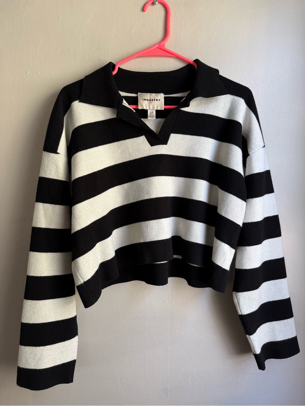 Industry Black & White Striped Cropped Sweater Polo Top Size Large - Picture 2 of 7